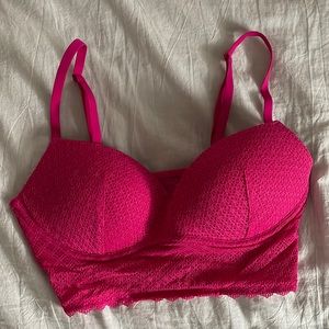 NEW never been worn Victoria Secret bralette.
